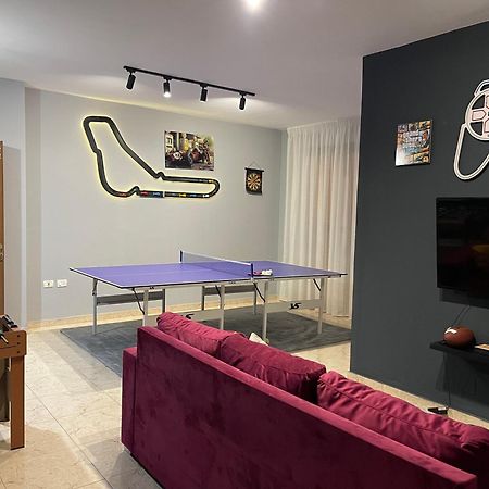 Super House 2 Blloku - 3 Rooms Tirana Buitenkant foto