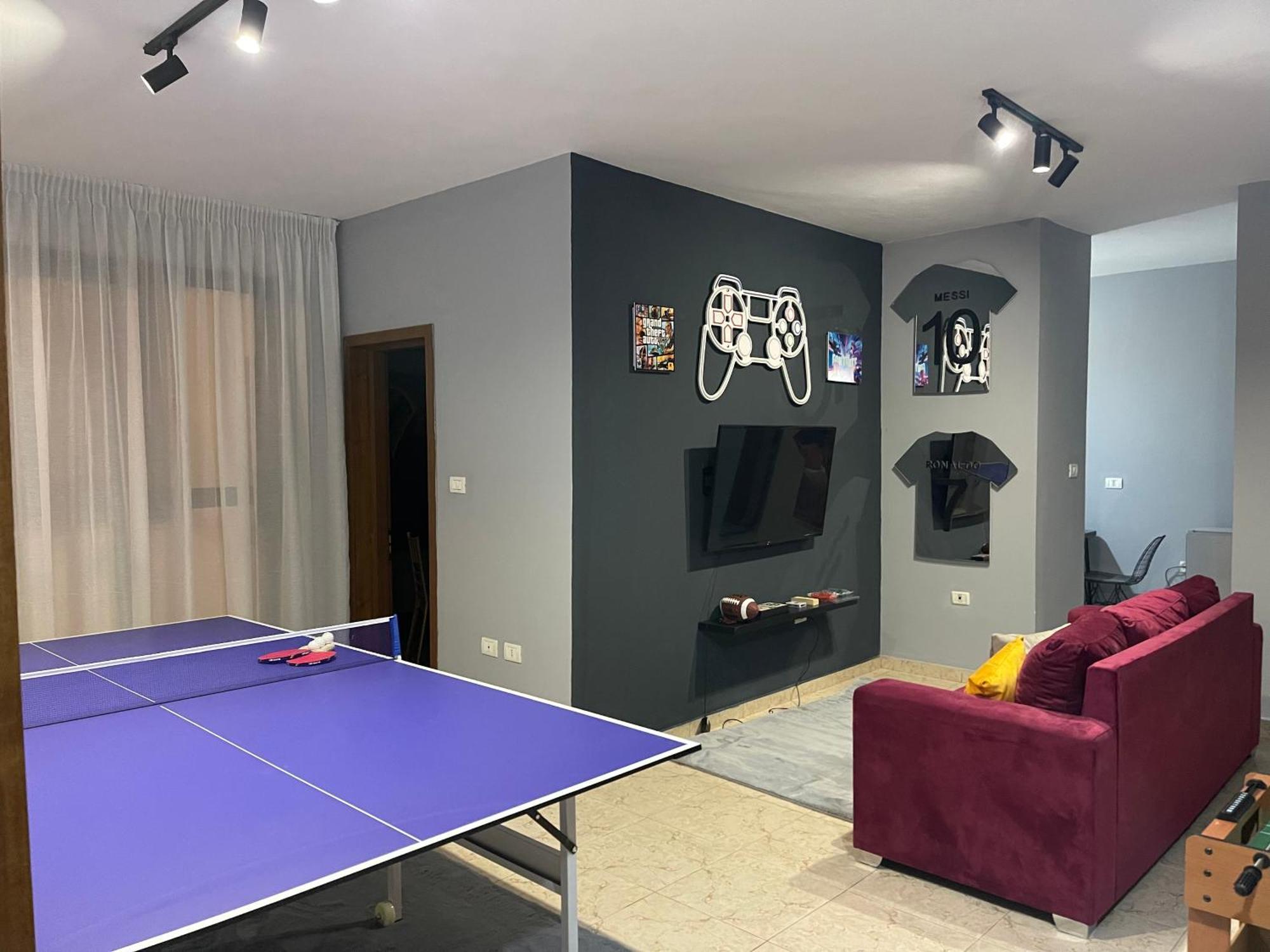 Super House 2 Blloku - 3 Rooms Tirana Buitenkant foto
